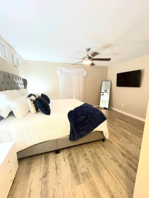 Beautiful/Spacious 2 Bedroom Houston Near Galleria מראה חיצוני תמונה